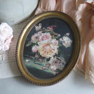 bouquet-fleuri-et-cadre-dore_714_1