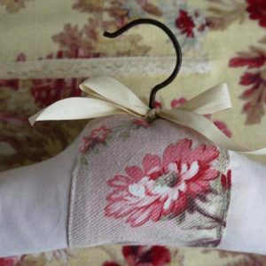 cintres-habilles_1948_5