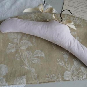 cintres-habilles_1948_6