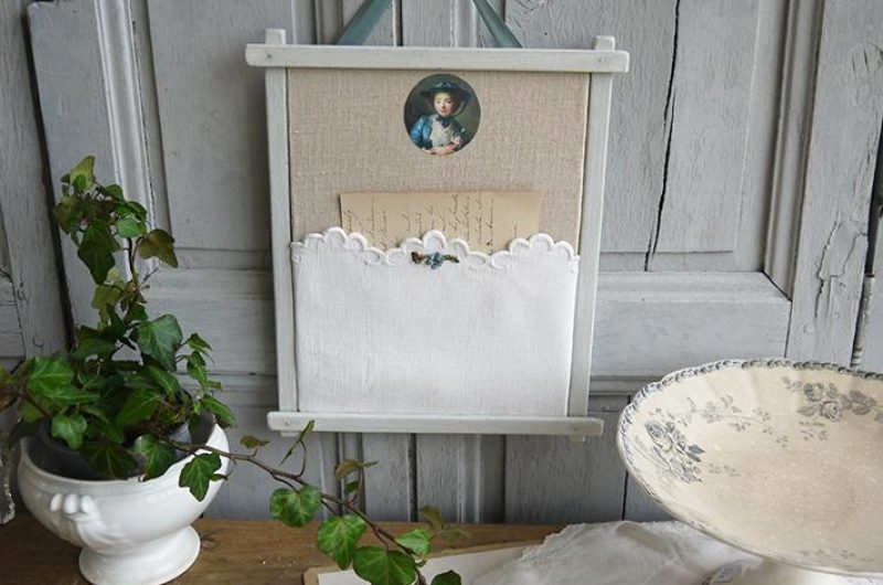 Porte message et portrait