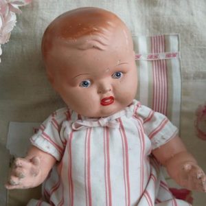 poupee-en-robe-rayee_1760_2