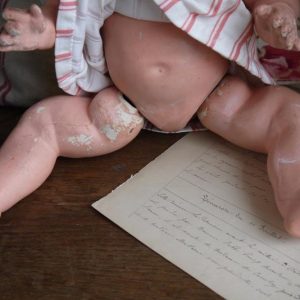 poupee-en-robe-rayee_1760_3