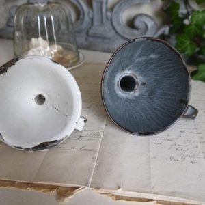 entonnoirs-emailles_2811_4-1024x768