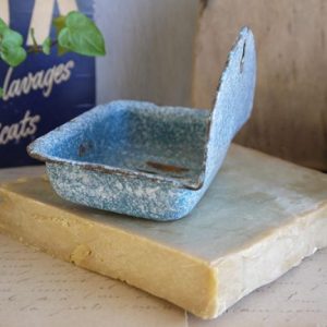 porte-savon-emaille-bleu_3206_5-1024x768