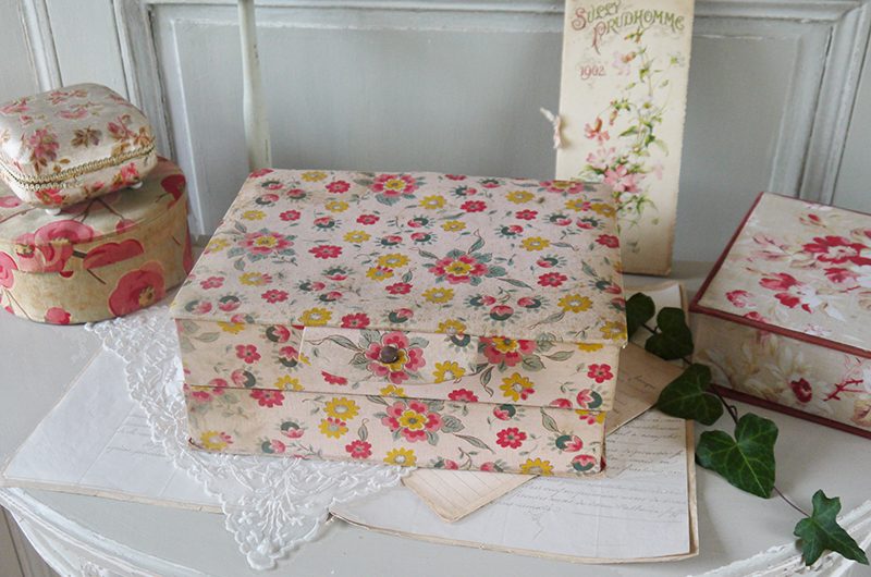 Boite tissu 2 étages