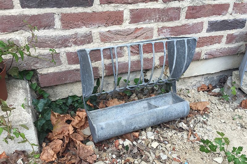 Petit râtelier en zinc