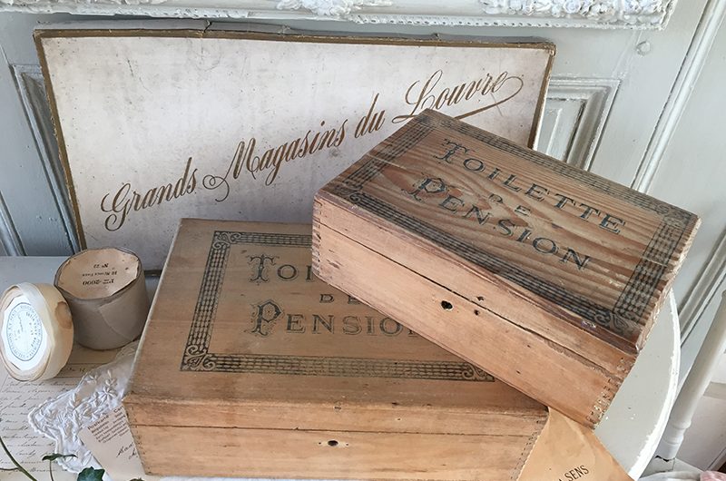 Boites  » Toilette de pension « 