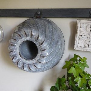 moule-emaille-gris_3270_4-1024x768-1-1024x768