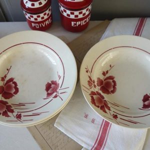 quatre-assiettes-creuses_3083_4-1024x768-1-1024x768-1-1024x768