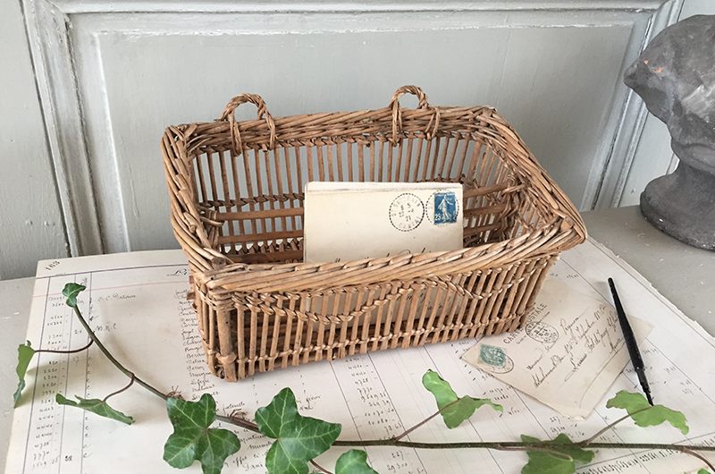 Panier range courrier