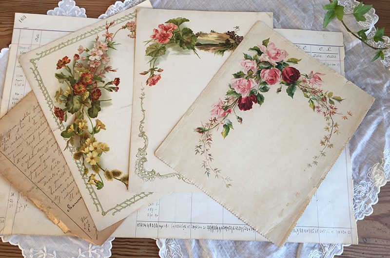 3 Feuilles de papier à lettres