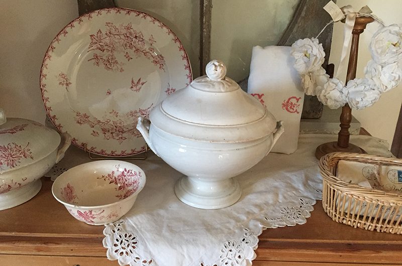 Petite soupière blanche