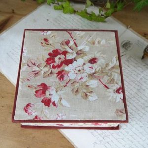 boite-carree-revisitee_2655_2-1024x768-1-1024x768