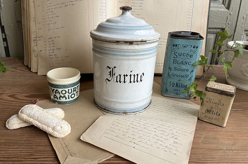 Pot  » Farine « 