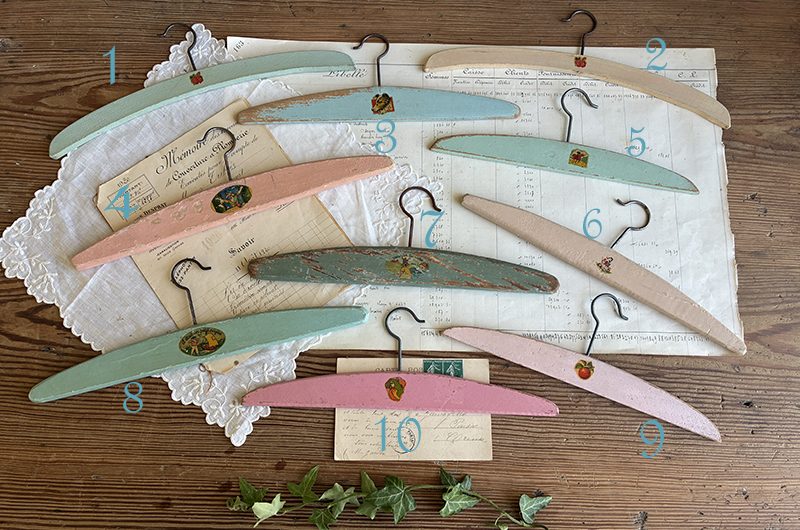 Petits cintres d&rsquo;enfant