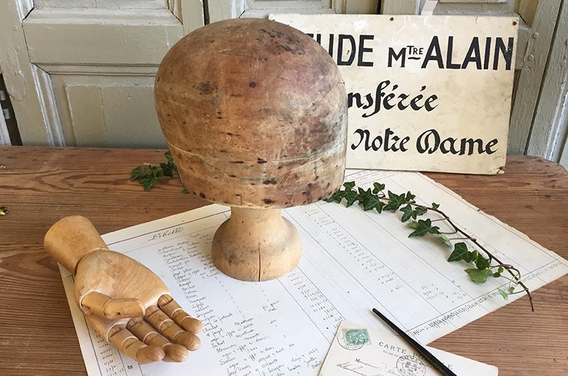 Forme à chapeaux