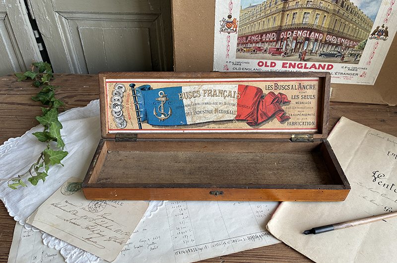 Boite de buscs