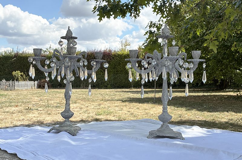 Bougeoirs gris