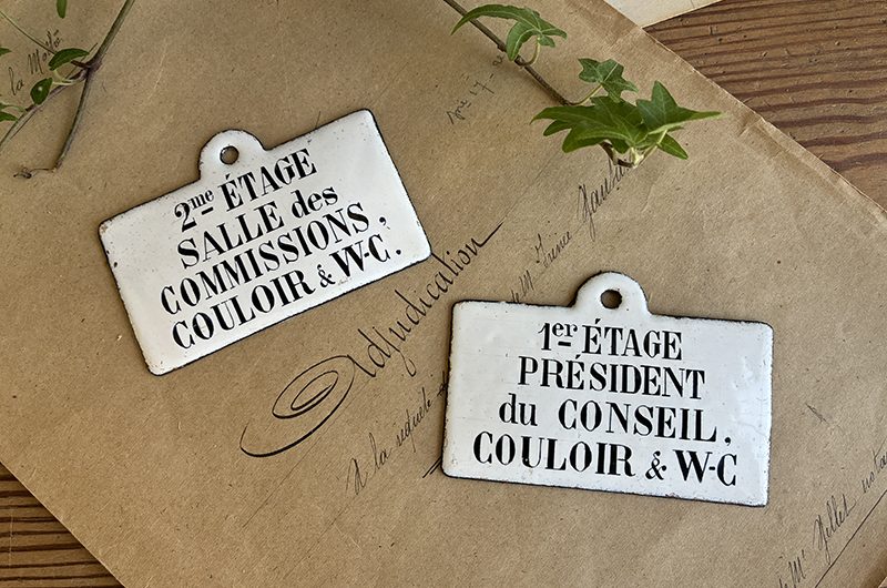 Plaques étage